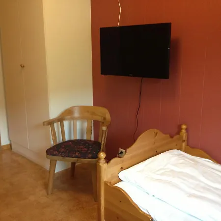 Dovreskogen Gjestegard 3*