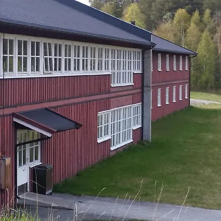 Dovreskogen Gjestegard 招待所 3*